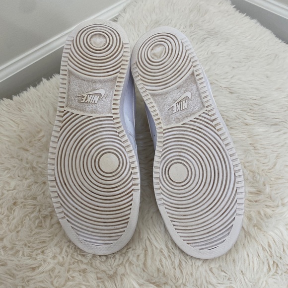 Barely Worn Nike Air Force 1- High Tops size 10.5 - Picture 3 of 4